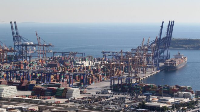 στο-72-του-αεπ-το-έλλειμμα-ισοζυγίου-τρε-563897386