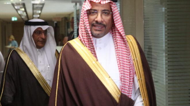 στην-αθήνα-για-επενδύσεις-563855242