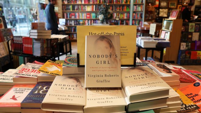 βρετανία-βουλευτές-ζητούν-στέρηση-το-563880109