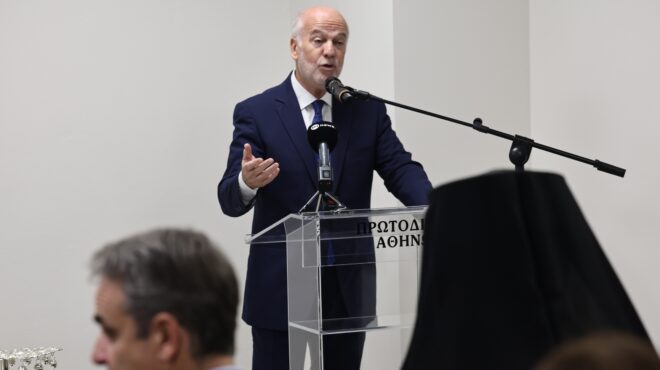 φλωρίδης-στόχος-η-έκδοση-τελεσίδικης-563873299