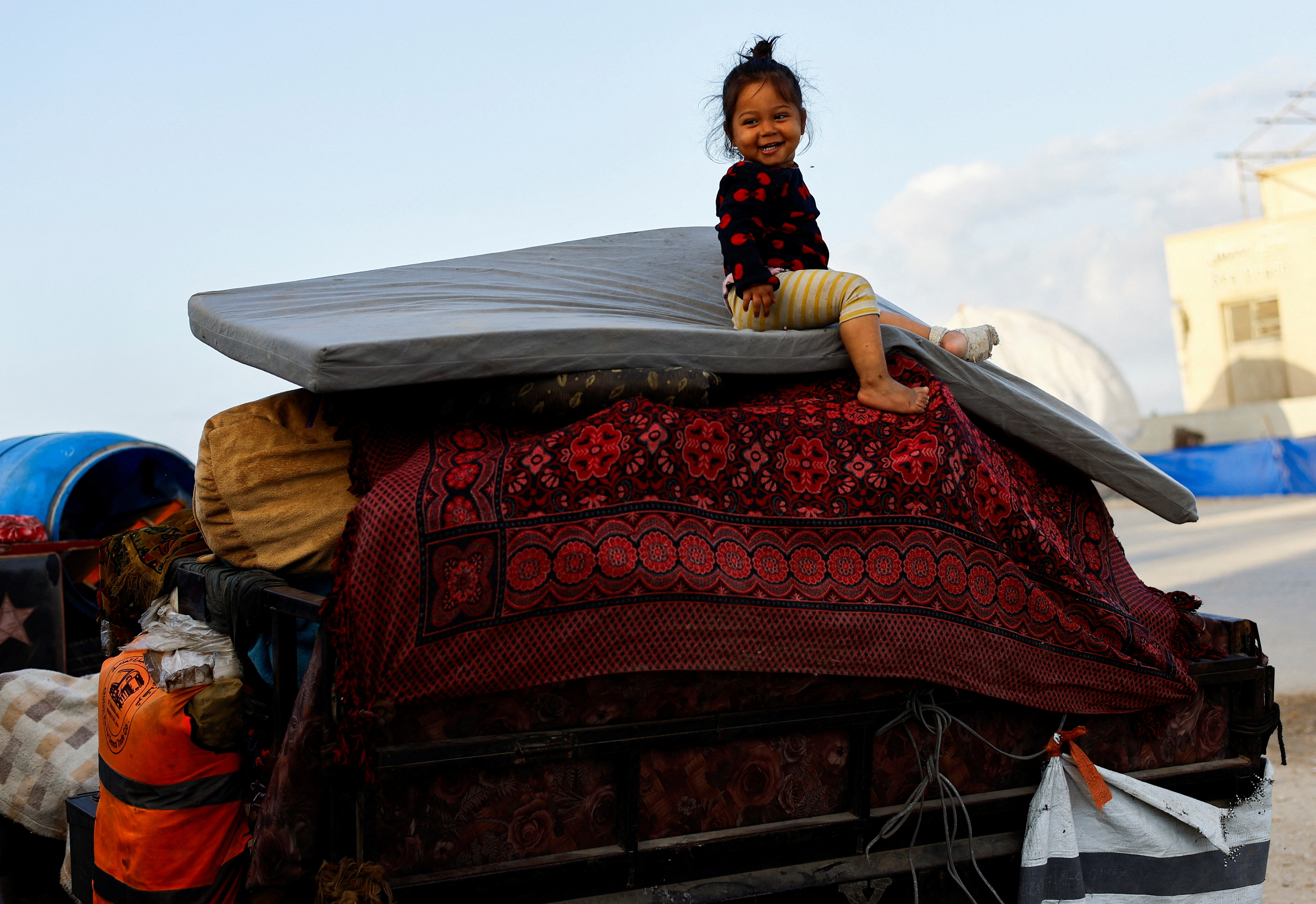 Το Ισραήλ αποσύρει στρατεύματα από τη Γάζα-2