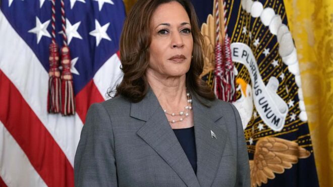 δεν-έχω-τελειώσει-η-κάμαλα-χάρις-δ-563888155