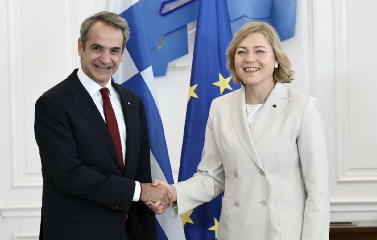 Συνάντηση Μητσοτάκη με τον αντιπρόεδρο της Google: Στο επίκεντρο η ασφάλεια των παιδιών στο διαδίκτυο-2