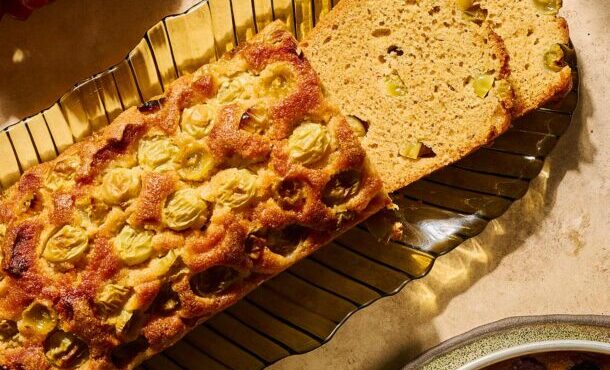 κέικ-με-σταφύλια-563851273