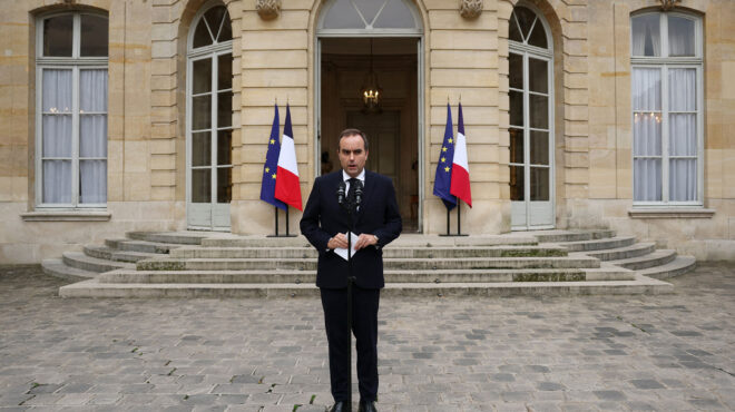 ευρωαγορές-στο-κόκκινο-μετά-τη-νέα-κρί-563851624