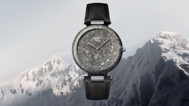 ένα-κομμάτι-γρανίτη-στον-καρπό-σας-563868133