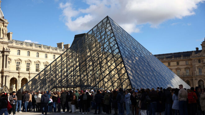 αλληλλεγύη-από-57-επιμελητές-μουσείων-σ-563891677