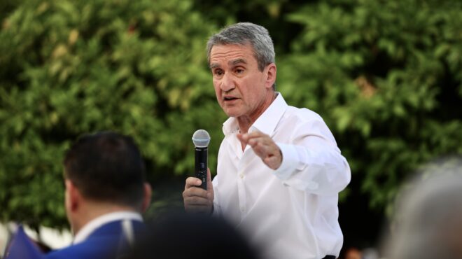 λοβέρδος-στη-ν-δ-με-εκτιμούν-εφυγα-απ-563877610