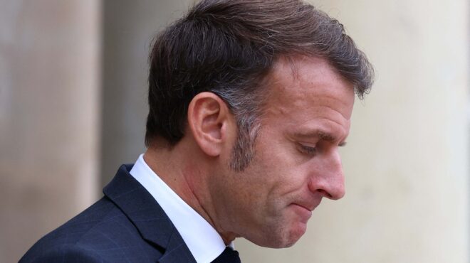 η-δημοτικότητα-του-μακρόν-υποχώρησε-σ-563893942