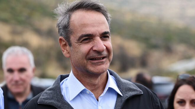 μητσοτάκης-στην-πεντέλη-προσπαθούμ-563875732