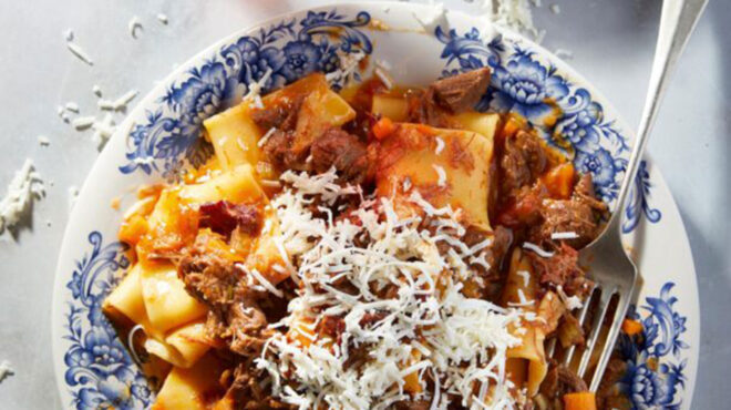 μοσχαράκι-ραγού-563875519