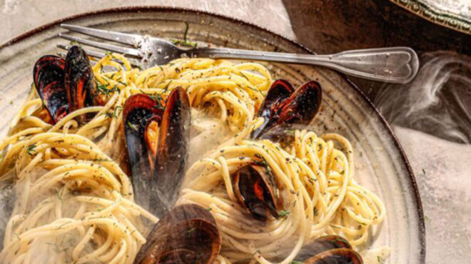 μυδομακαρονάδα-με-ούζο-και-μαραθόριζ-563857843