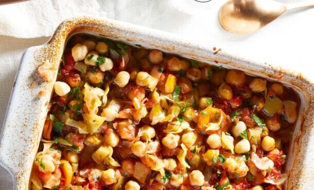 ρεβυθάδα-με-μήλα-563890141