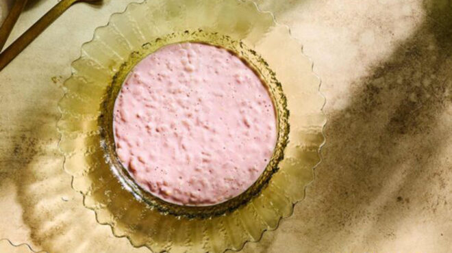 ρυζόγαλο-με-κόκκινο-κρασί-και-κανελογ-563867929