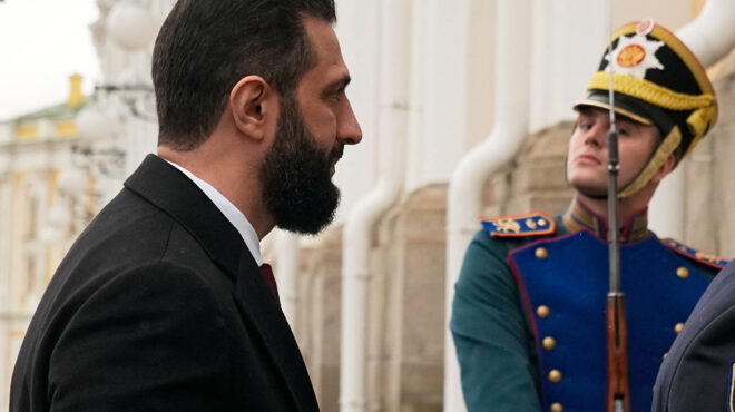 στο-κρεμλίνο-ο-αλ-σάρα-θα-ζητήσει-παράδ-563868106