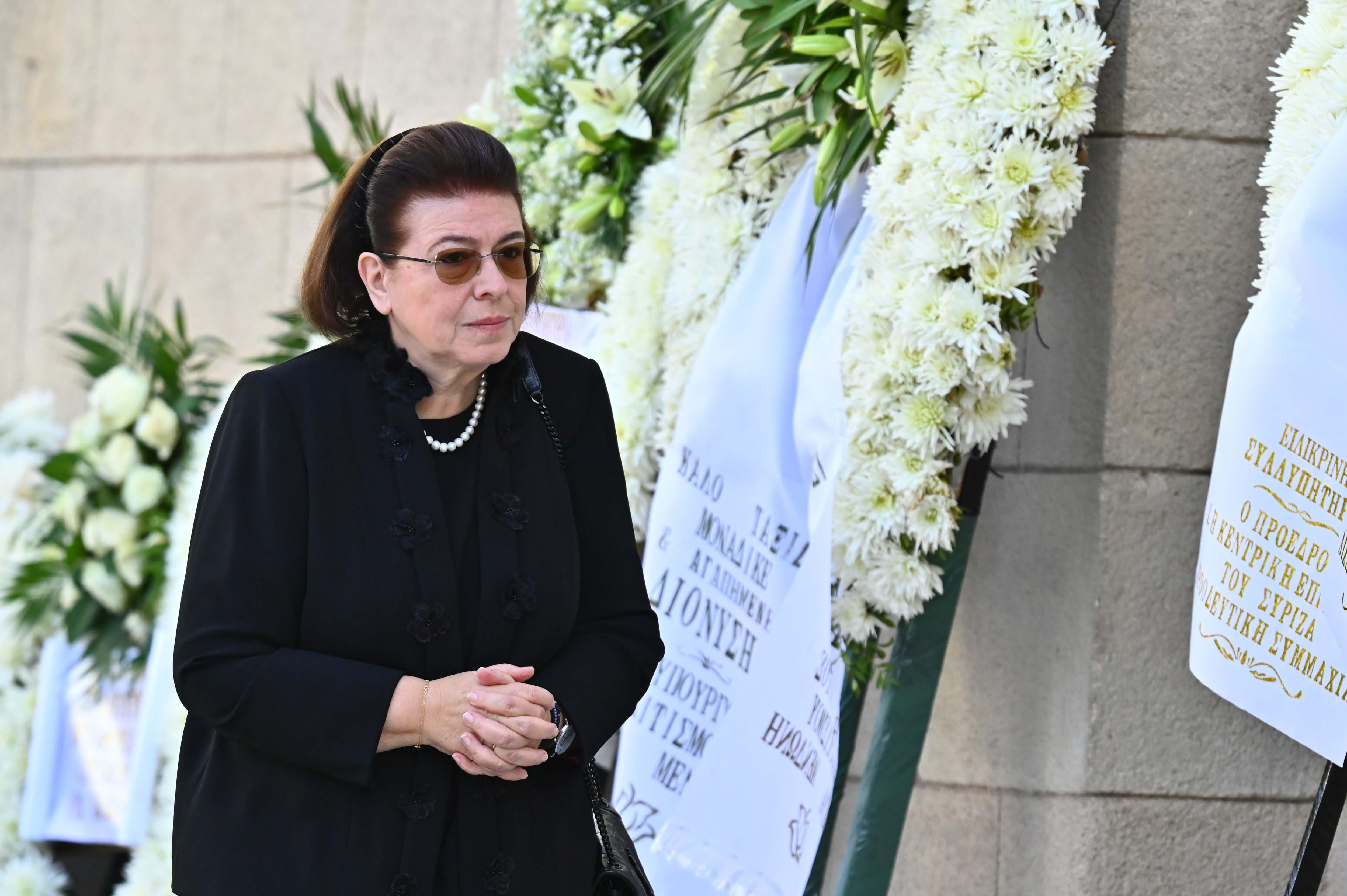 Διονύσης Σαββόπουλος: Μελωδίες και χειροκροτήματα στο «ύστατο χαίρε»-13