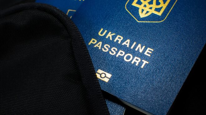 ε-ε-437-εκατομμύρια-ουκρανοί-υπό-καθεστώ-563860012