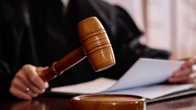 γαλλία-πραγματικά-ισόβια-στη-γυναίκα-563886583