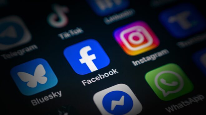 ιταλία-οικογένειες-μηνύουν-facebook-instagram-και-tiktok-γ-563853946