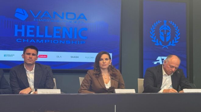 τζόρτζε-τζόκοβιτς-το-τουρνουά-τένις-at-563881324