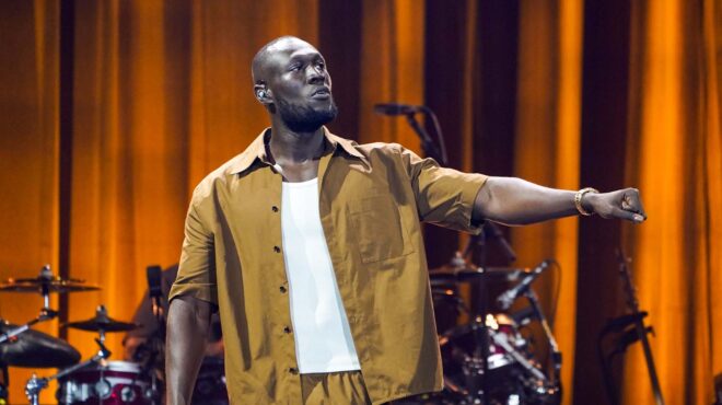 ο-stormzy-έγινε-επίτιμο-μέλος-του-jesus-college-στο-πανε-563877010