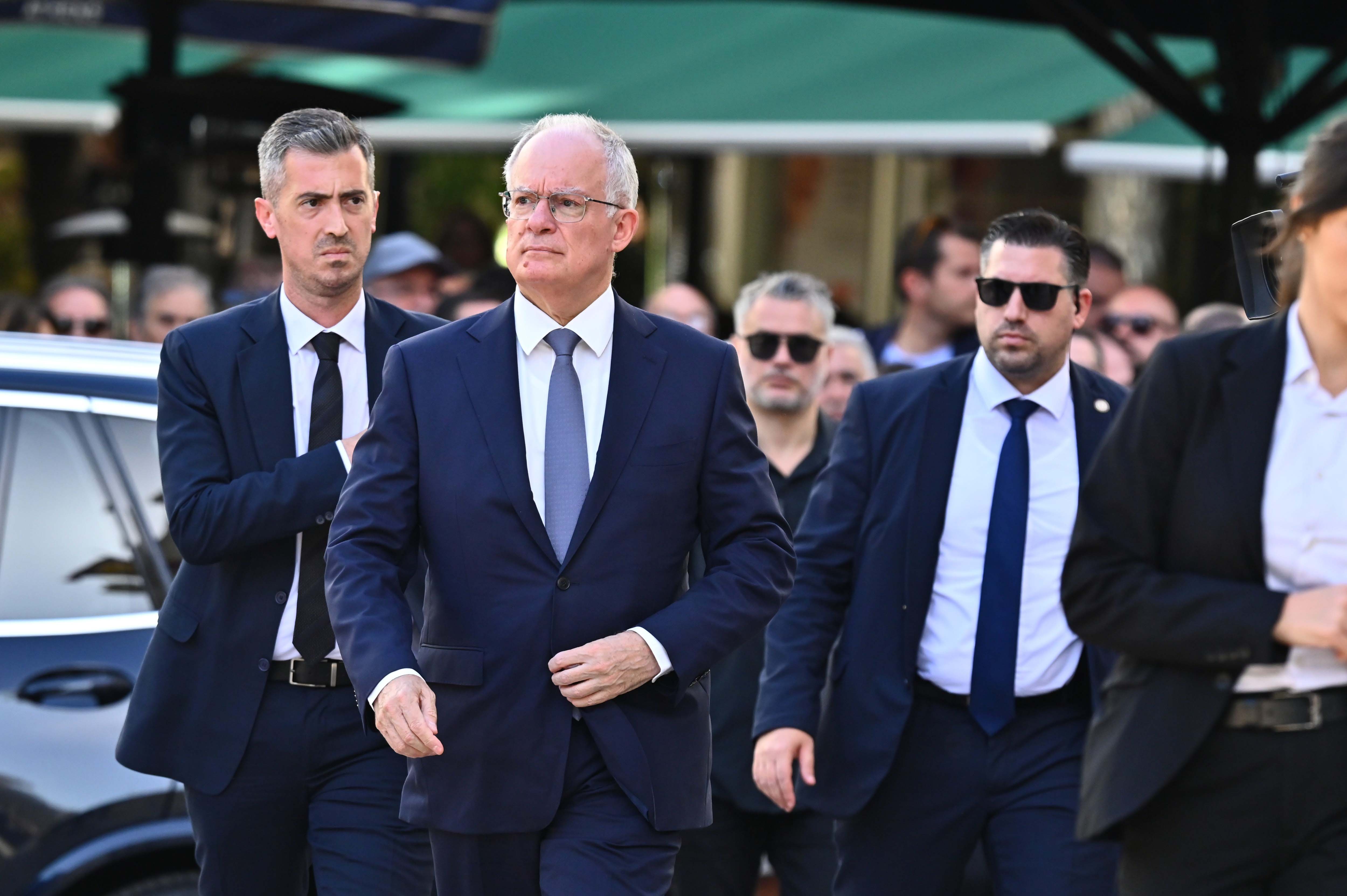 Διονύσης Σαββόπουλος: Μελωδίες και χειροκροτήματα στο «ύστατο χαίρε»-8