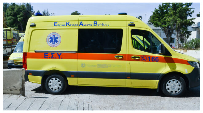 διασωληνωμένος-με-σοβαρά-εγκαύματα-ο-12-563940544