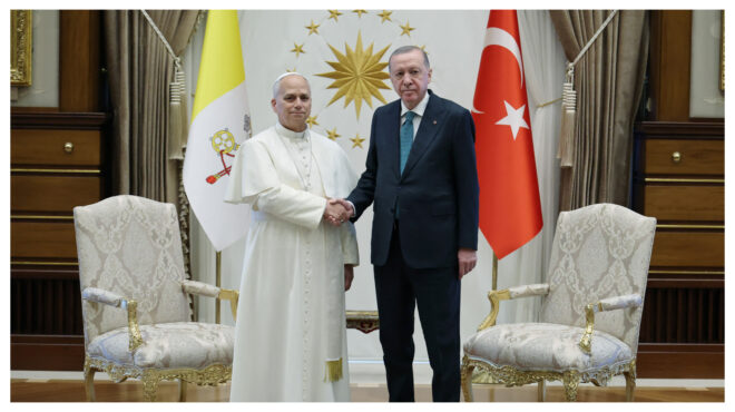 πάπας-σε-ερντογάν-μία-κοινωνία-δεν-είν-563944516