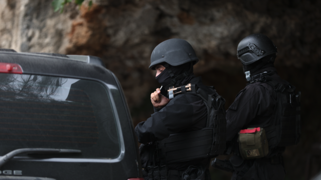 ηταν-όλοι-σε-αμόκ-πώς-η-βεντέτα-έβαψε-563899057