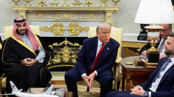 ξέσπασμα-τραμπ-κατά-δημοσιογράφου-το-563927872