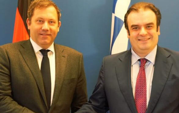 συνάντηση-πιερρακάκη-με-τον-γερμανό-υ-563939776