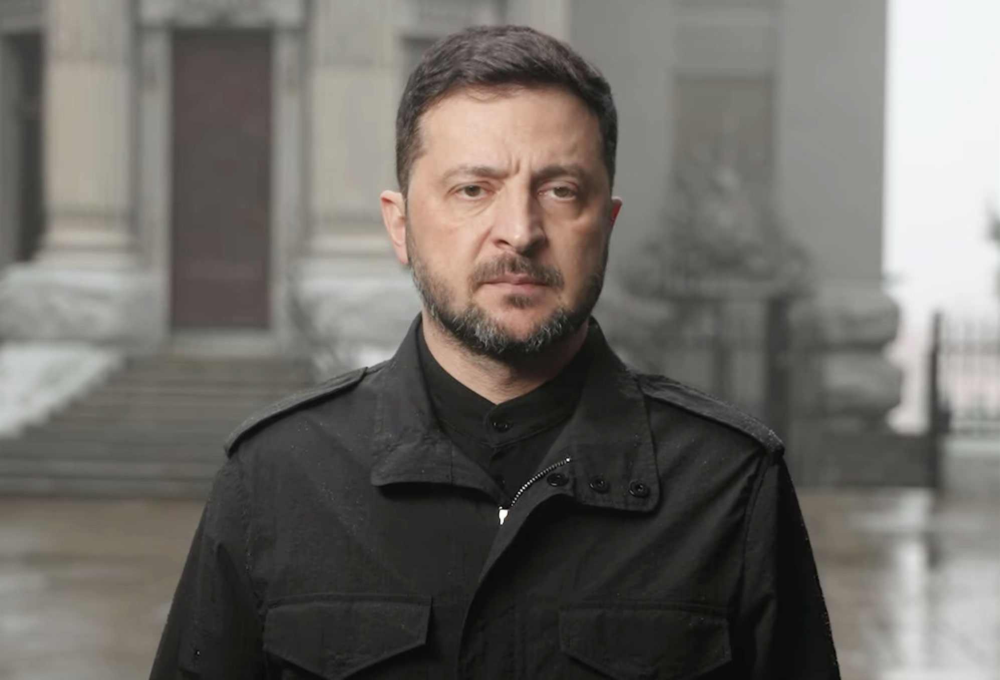 Πόλεμος στην Ουκρανία: Με το πιστόλι στον κρόταφο ο Ζελένσκι-1