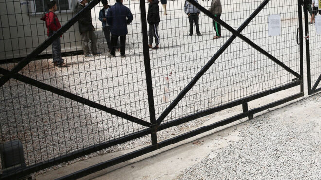 σέρρες-ενταση-φωτιά-και-29-συλλήψεις-στ-563917168