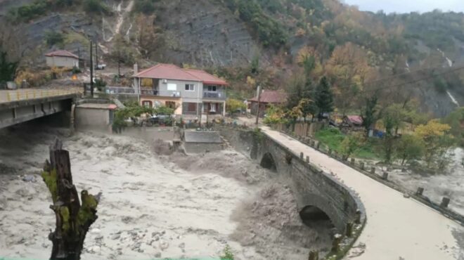 κακοκαιρία-εικόνες-καταστροφής-στη-δ-563935204