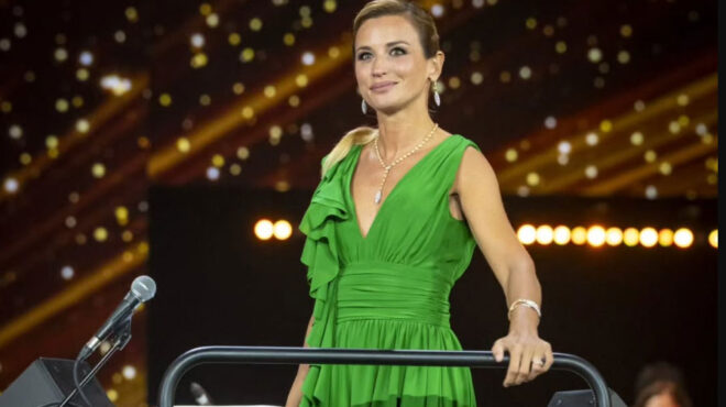 σοπράνο-και-βαρύτονοι-απέναντι-στη-νέ-563916475