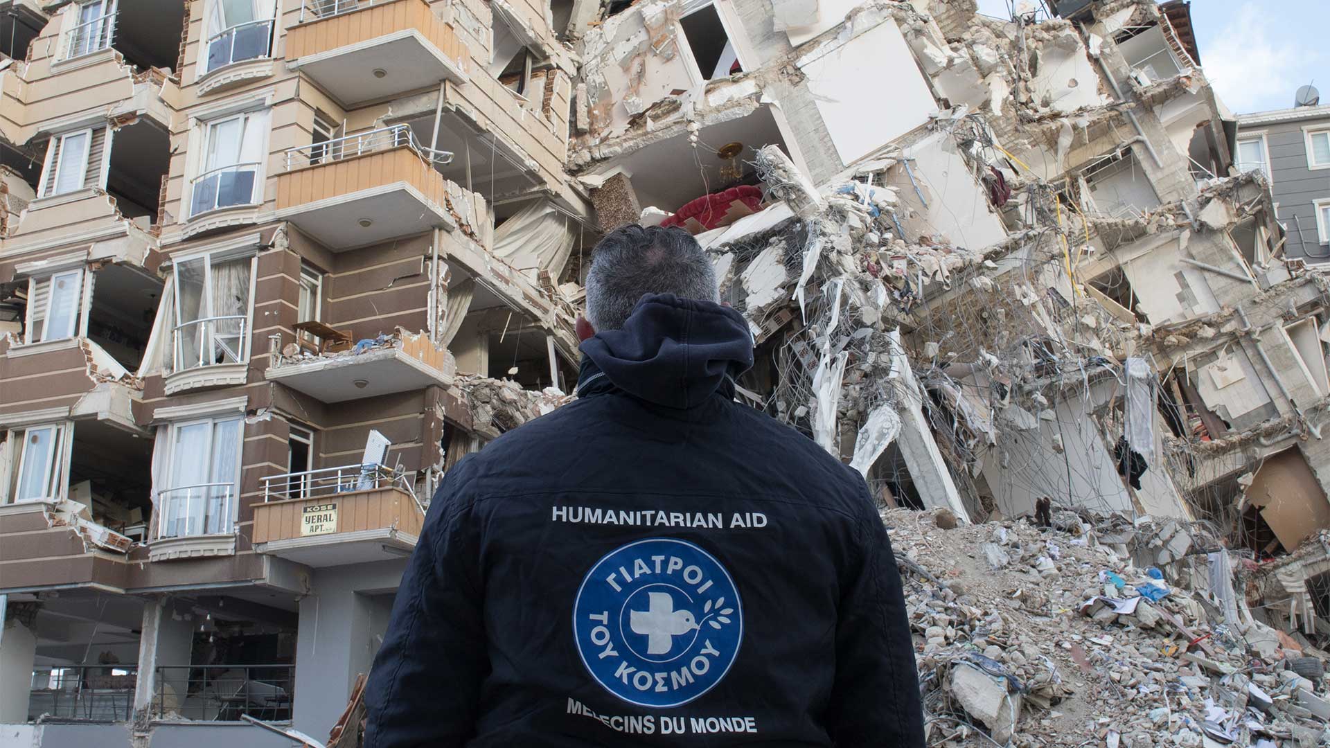 Μιλώντας με την ομάδα των Ελλήνων γιατρών που έγραψε «ανθρωπιστική ιστορία»-4