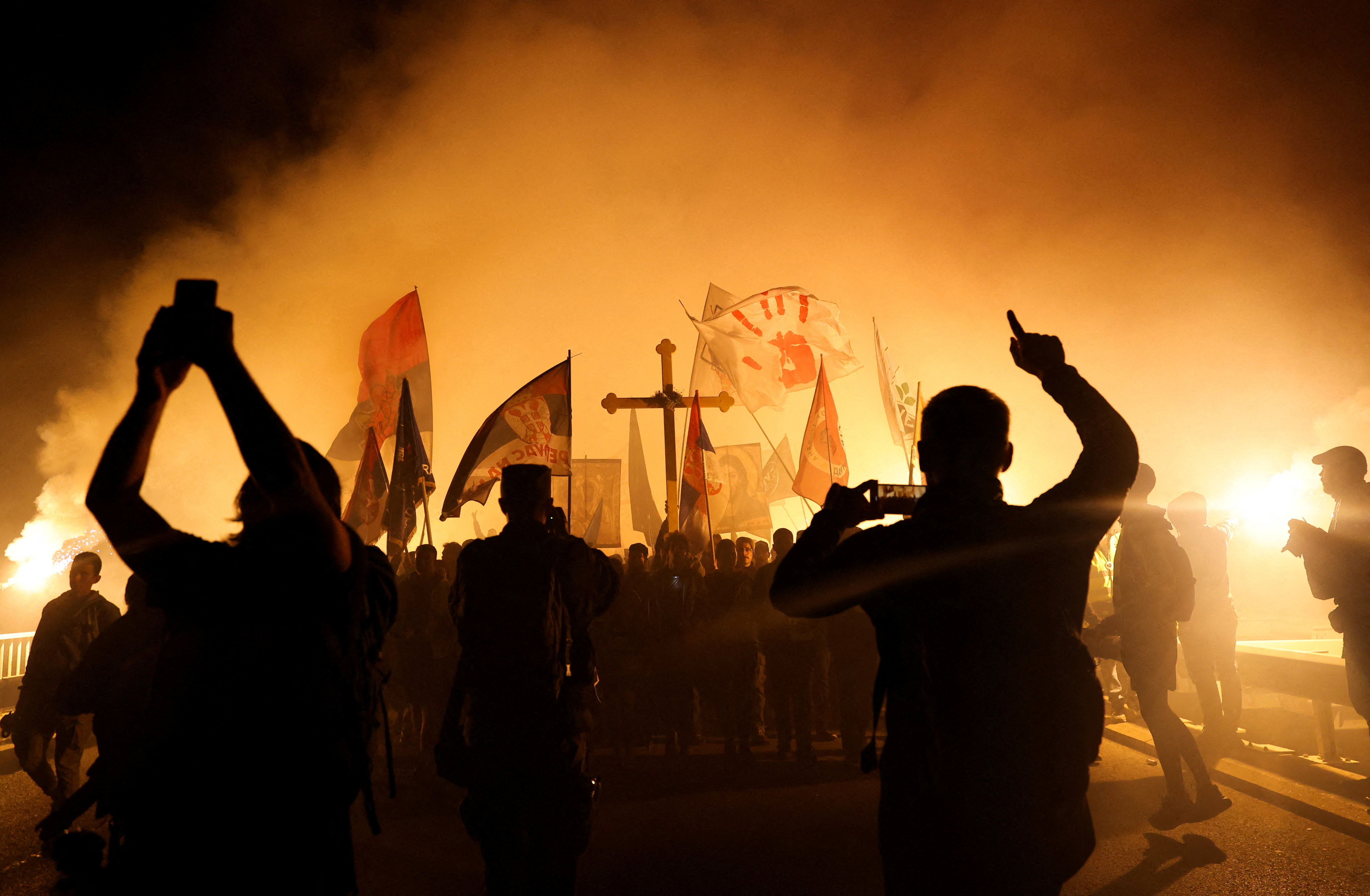 Σερβία: Πλήθος κόσμου στο Νόβι Σαντ για την επέτειο από την τραγωδία στον σιδηροδρομικό σταθμό-2