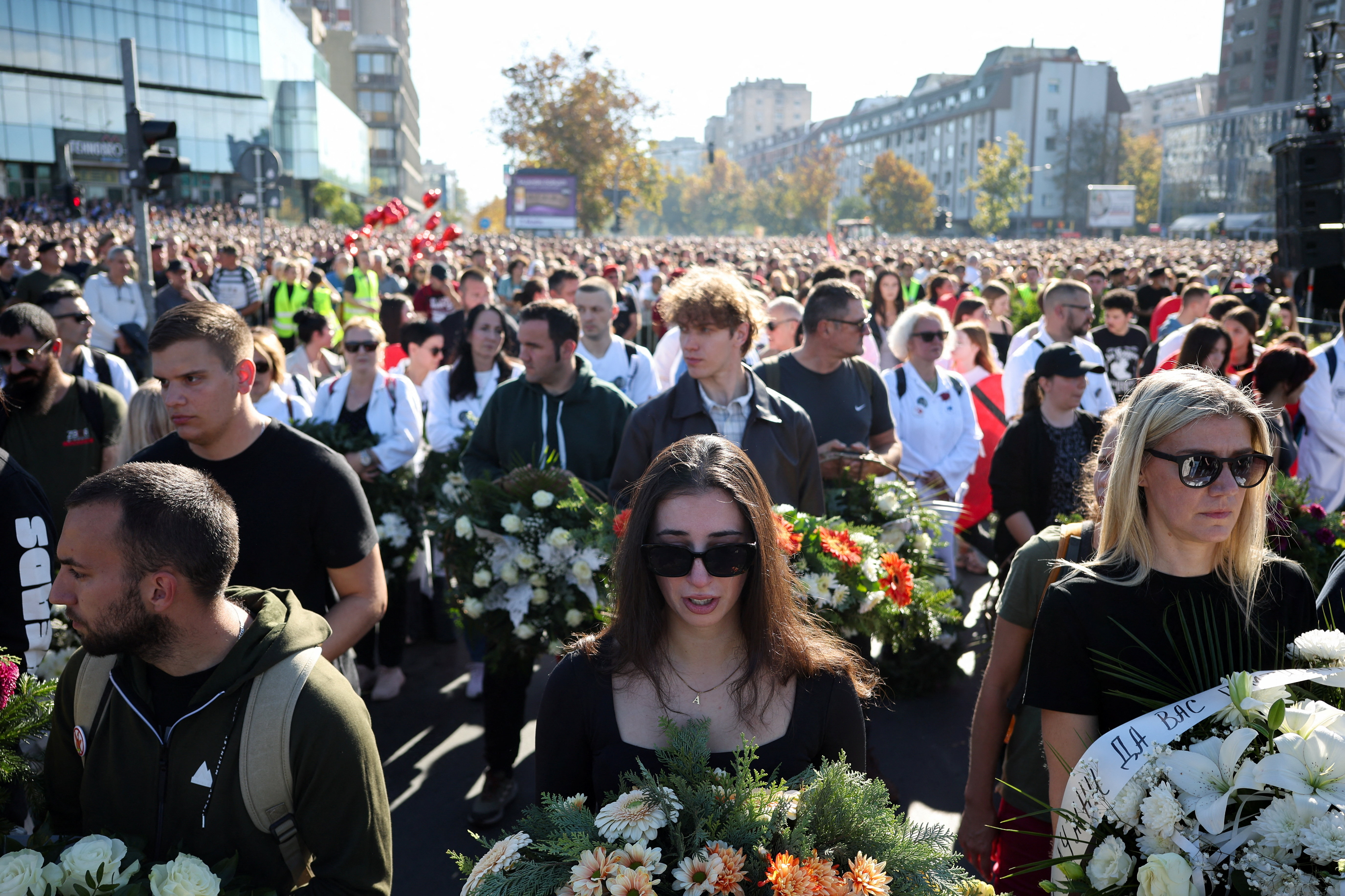 Σερβία: Πλήθος κόσμου στο Νόβι Σαντ για την επέτειο από την τραγωδία στον σιδηροδρομικό σταθμό-4