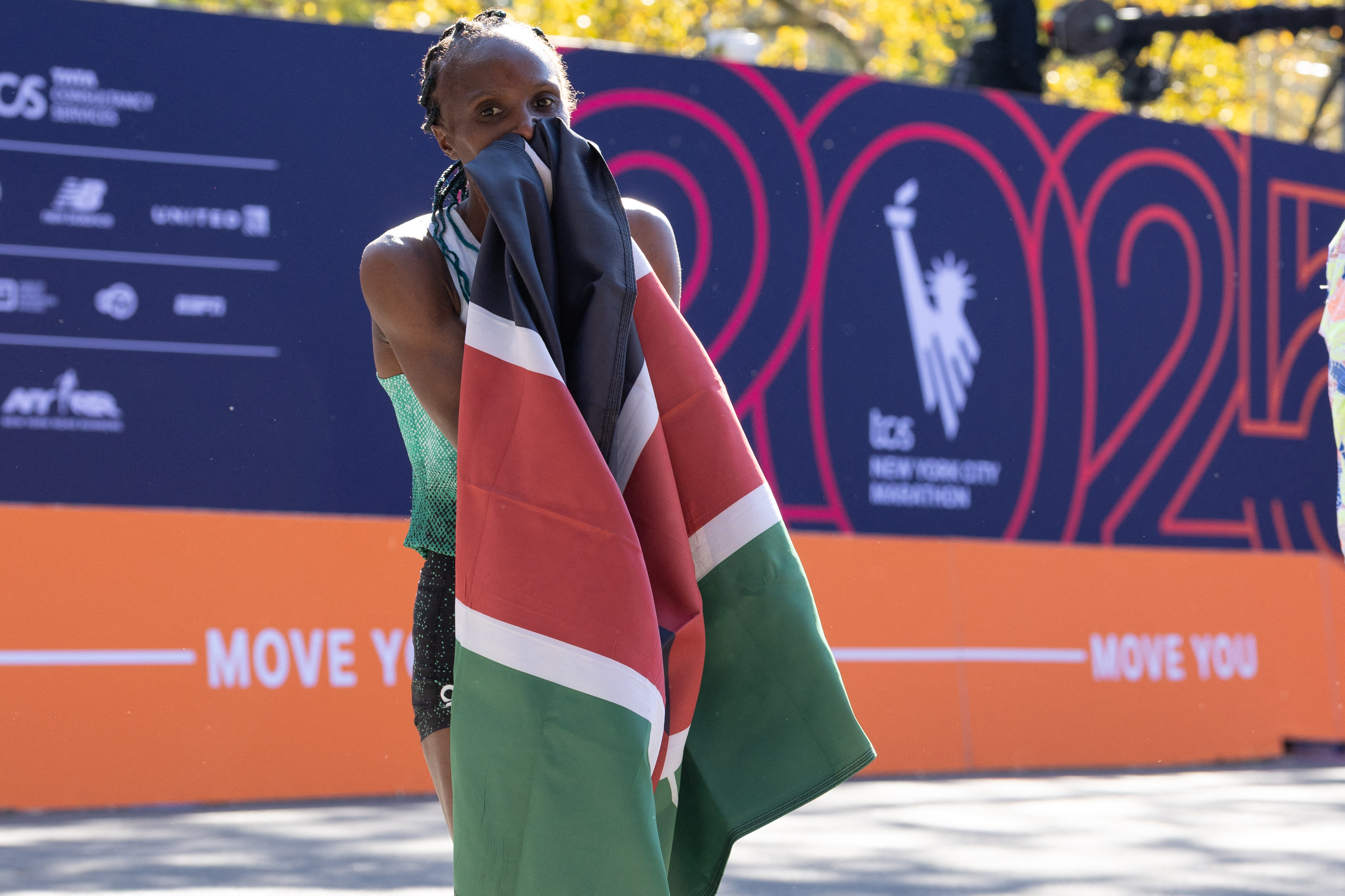 Η Κένυα θριαμβεύτρια στον Μαραθώνιο της Νέας Υόρκης – Στα δύο δέκατα του δευτερολέπτου κρίθηκε το χρυσό ανδρών-1