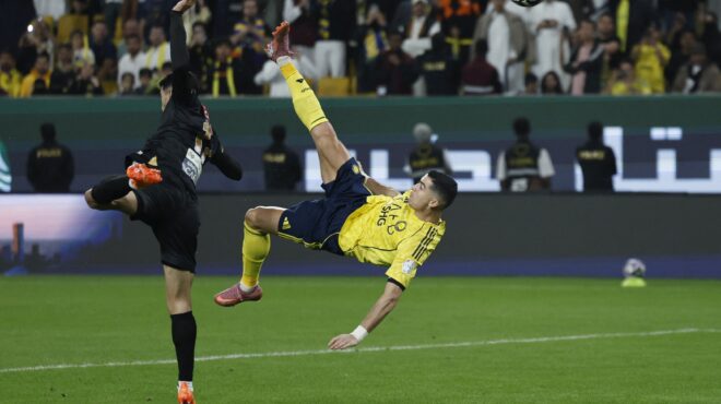 κριστιάνο-λέο-πόσο-θα-μας-λείψετε-563937931