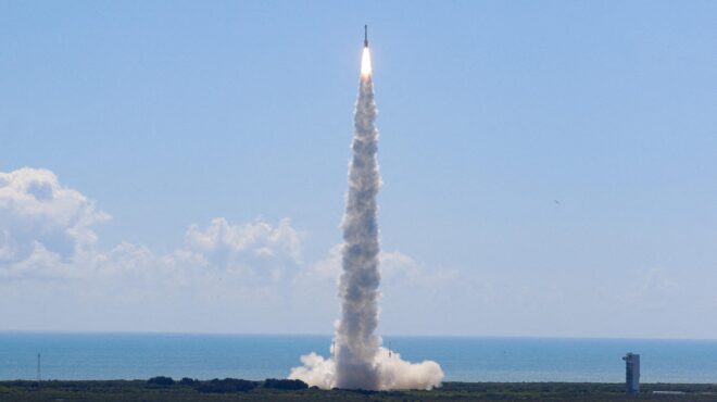 η-nasa-ξαναγράφει-τις-πτήσεις-στο-διάστ-563938807