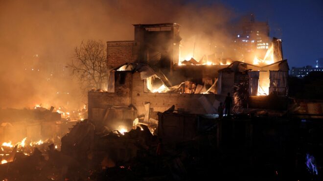 μπαγκλαντές-χιλιάδες-άστεγοι-μετά-τη-563941774