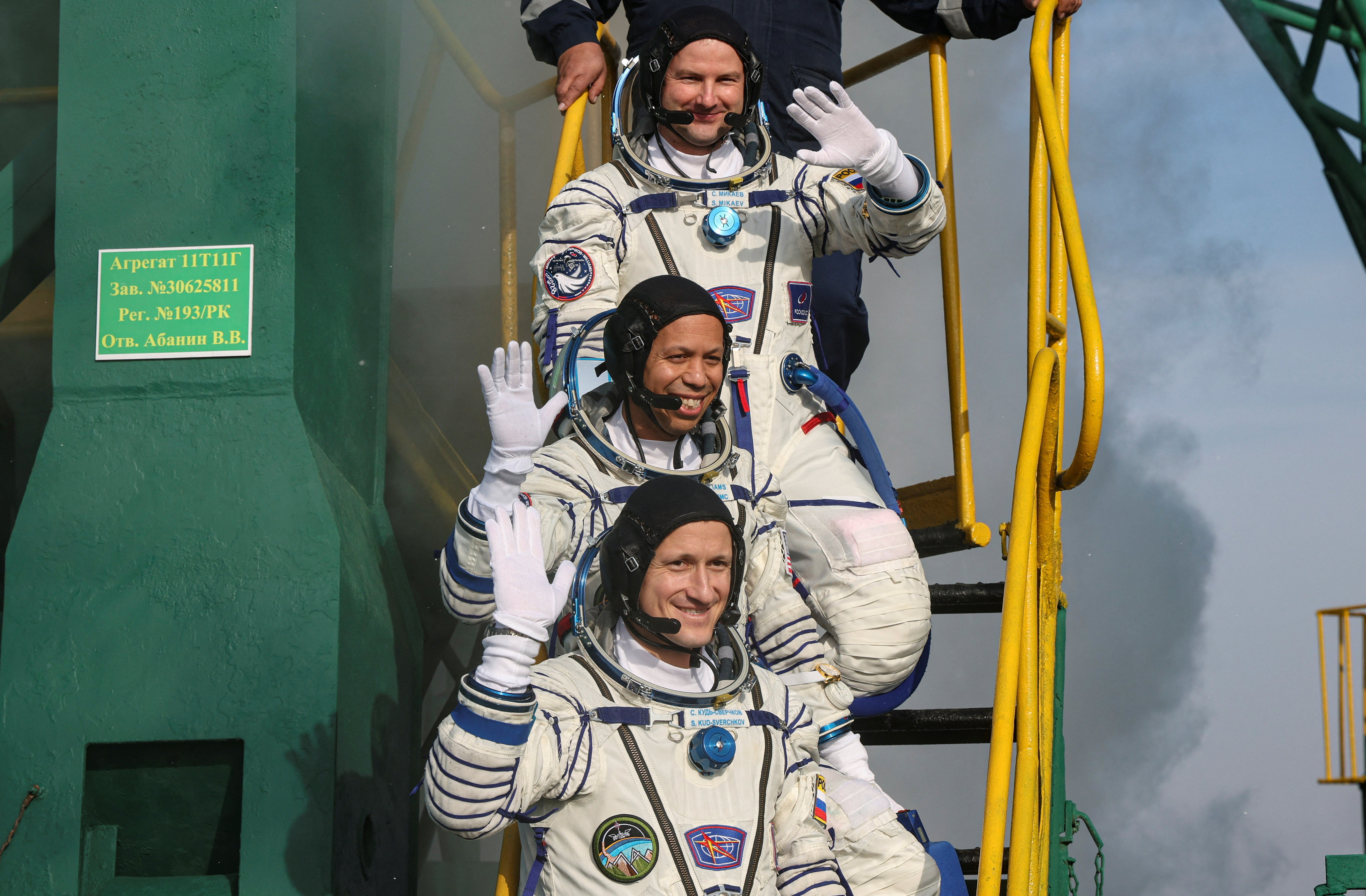 Soyuz: Εκτοξεύθηκε με τριμελές πλήρωμα για τον Διεθνή Διαστημικό Σταθμό-1