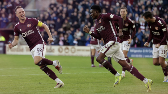 πώς-ο-τόνι-μπλουμ-γιγαντώνει-και-τη-χα-563904655