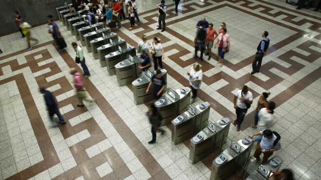 κάμερες-αι-για-την-εισιτηριοδιαφυγή-563916289