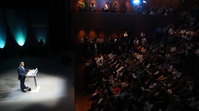 από-think-tank-ινστιτούτο-και-μετά-κόμμα-563897776