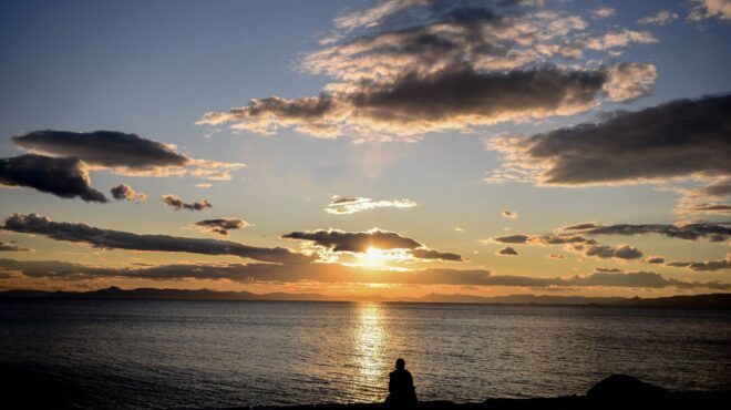 καιρός-αίθριος-με-μικρή-άνοδο-της-θερμ-563918041