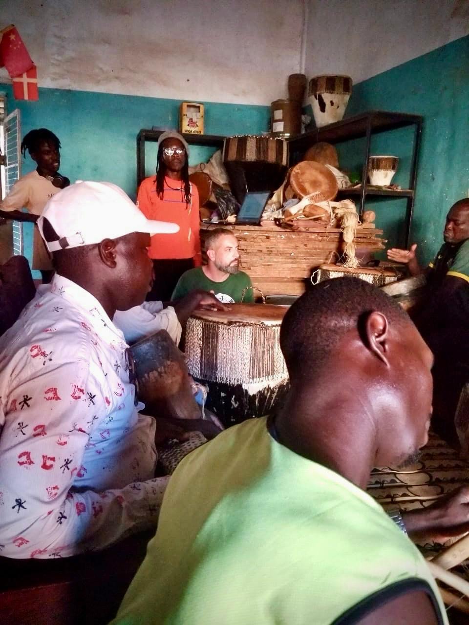 «Το soundtrack της υιοθεσίας του γιου μου»-3