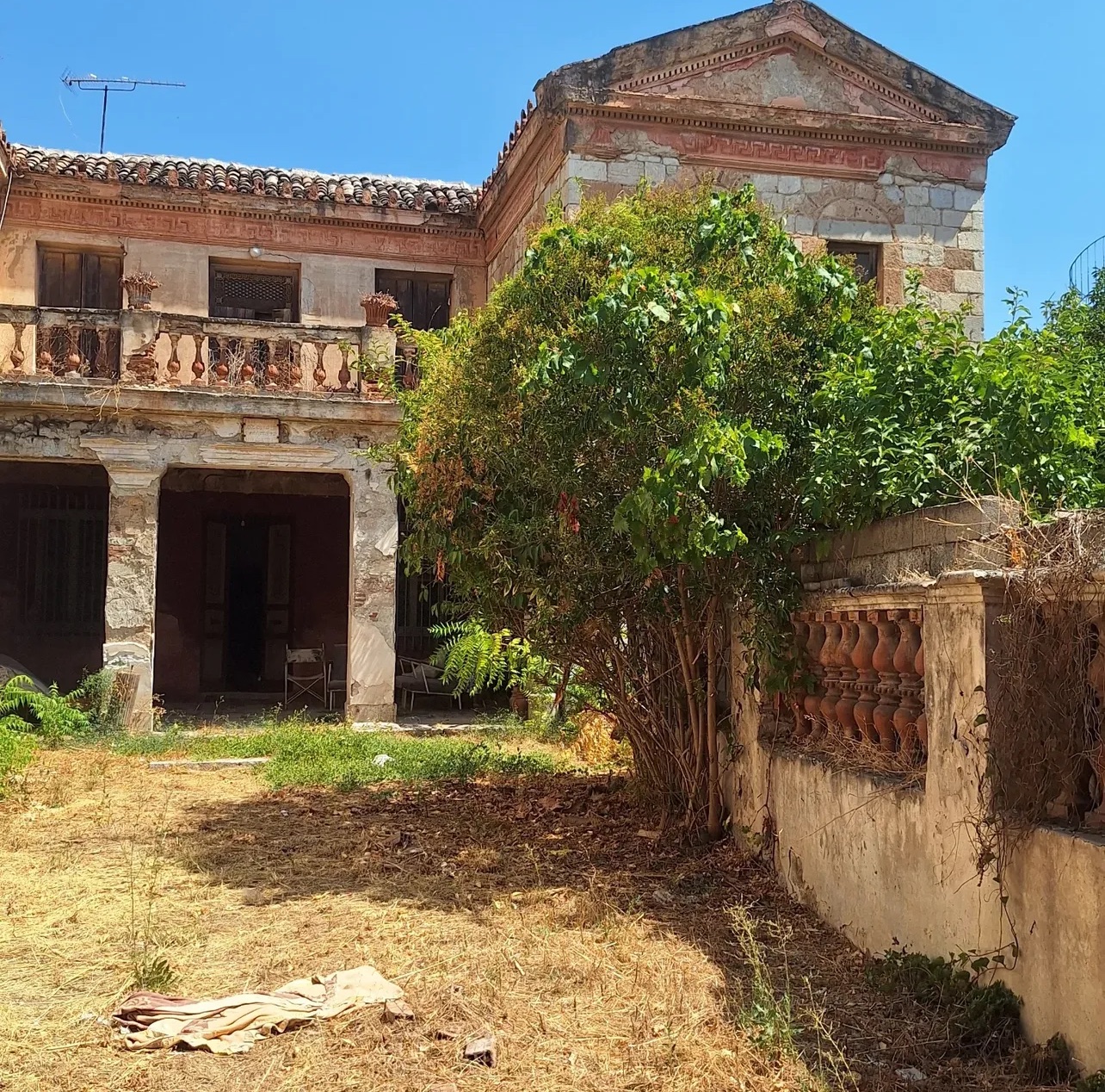 Πώς μπορούν να διασωθούν τα διατηρητέα στην Ελλάδα-4