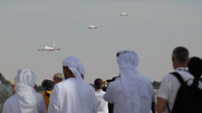 ηνωμένα-αραβικά-εμιράτα-αγορά-μαμο-563926825